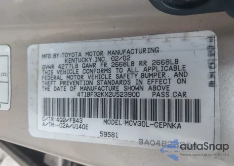 2002 Toyota Camry Le V6 z USA, uszkodzony, nr VIN 4T1BF32KX2U523900